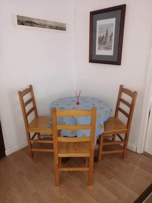 Apartamento Hotel Montana Lavapies Мадрид Екстериор снимка