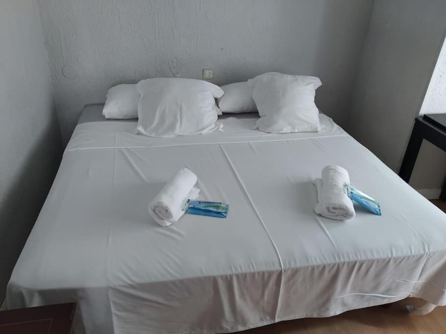 Apartamento Hotel Montana Lavapies Мадрид Екстериор снимка